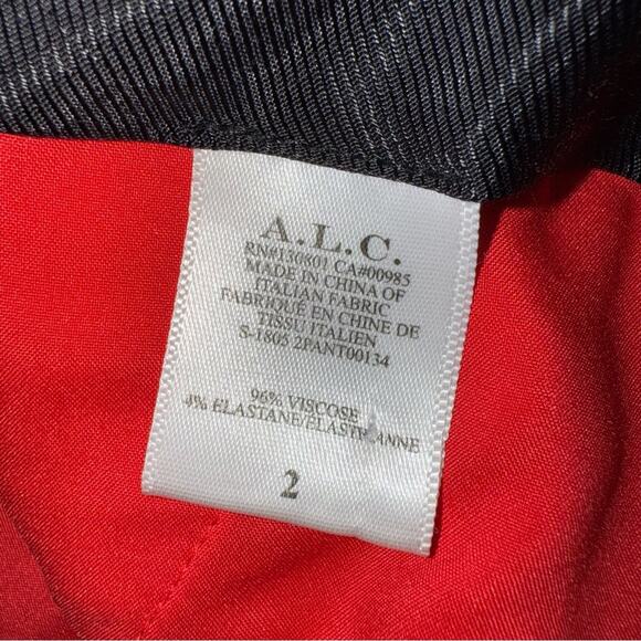 A.L.C  NWT  Russel Cropped Button-Fly High Rise Crepe Pants Scarlet Red Size 2 - Picture 10 of 11